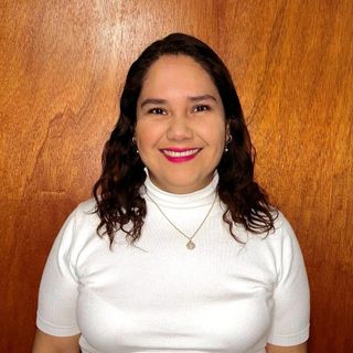 Dr. Saraym Hernandez