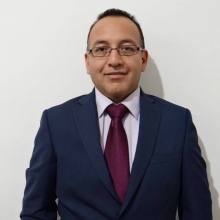 Dr. Eduardo Martinón Camacho