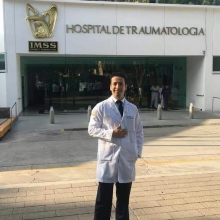 Dr. Alberto Vázquez Noya