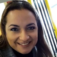 Dr. Myrna Espronceda Coronado