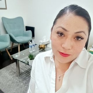 Dr. Evelina Robles Ramirez