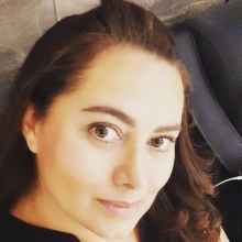 Dr. Carlynn Houghton