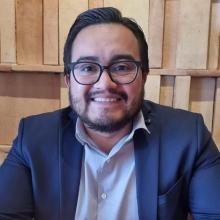 Dr. Oscar Loyola Luna