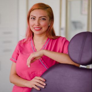 Dr. Gloria Gomez Alcocer