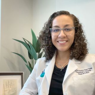 Dr. Ana Karenina Arana Parada