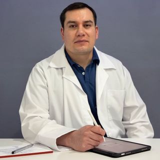 Dr. Diego Castillo Pérez
