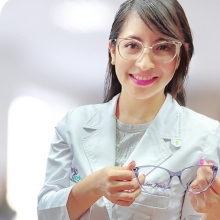 Dr. Andrea Hernández Castañón