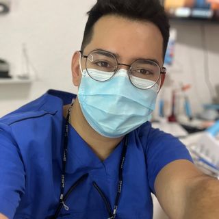 Dr. Axel Ortiz Flores