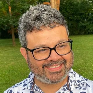 Dr. Luis Alberto Medina