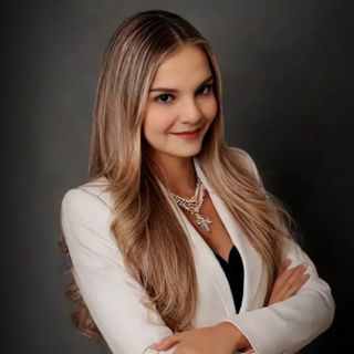Dr. Esthela Garcia