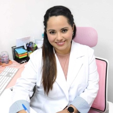 Dr. Mayra Andrade