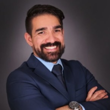 Dr. Fernando Muñoz Ayón