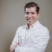 Dr. Alberto García Rubio
