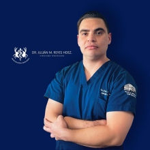 Dr. Julián Mauricio Reyes Hernandez