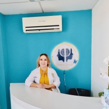 Dr. Verónica Julissa Zavala Castro