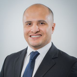 Dr. Carlos Alberto Sariñana Hirashi