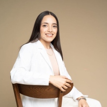 Dr. Cinthia Unzon