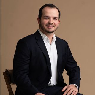 Dr. Diego Romero Sikorski