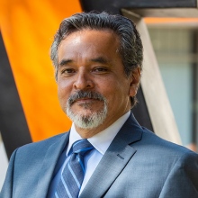 Dr. Enrique Chavez Leon
