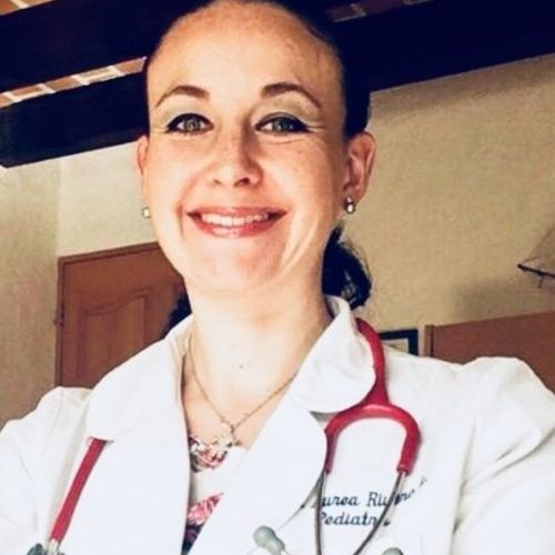 Dr. Aurea Rivero Lizarriturri