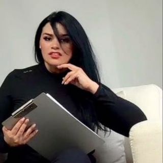 Dr. María Dolores Amezcua Gutiérrez