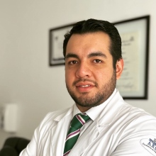 Dr. Orlando Cerón Solis