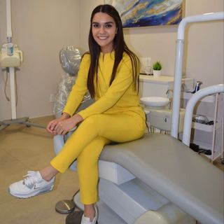 Dr. Estefania Arellano