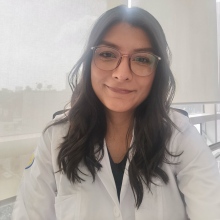 Dr. Cristina Lezo
