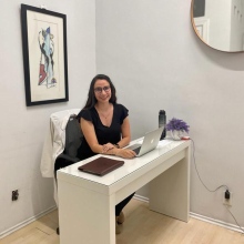 Dr. Janette Andrea Becerra López