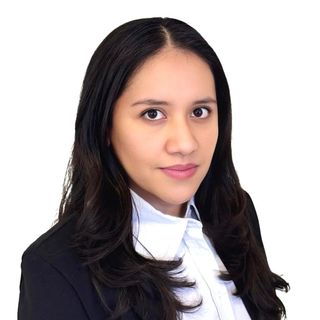 Dr. Evelyn Santana