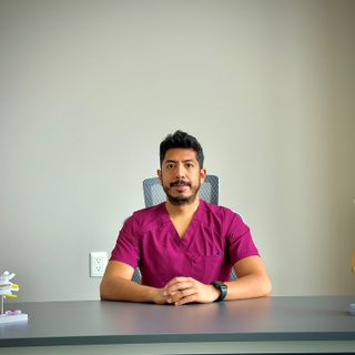 Dr. Iván Ricardo Cruz Torres