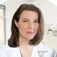 Dr. Victoria Eugenia Valderrama León