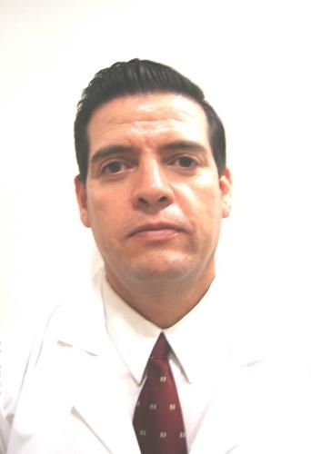 Dr. Pedro Flores