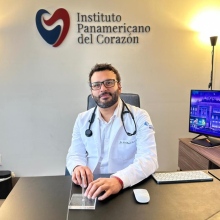 Dr. Axel García Poisot