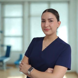 Dr. Claudia Esquivel