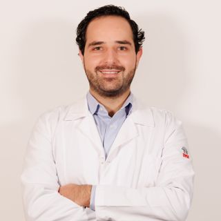 Dr. Esteban Herrasti Martínez Parente