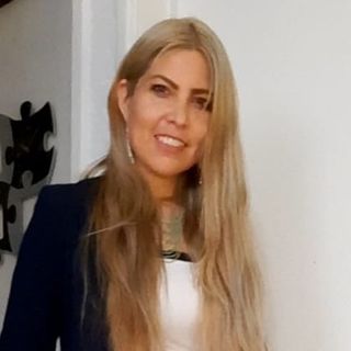 Dr. Veronica Cuevas