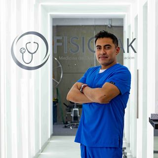 Dr. Cristofer Apolo Salazar González