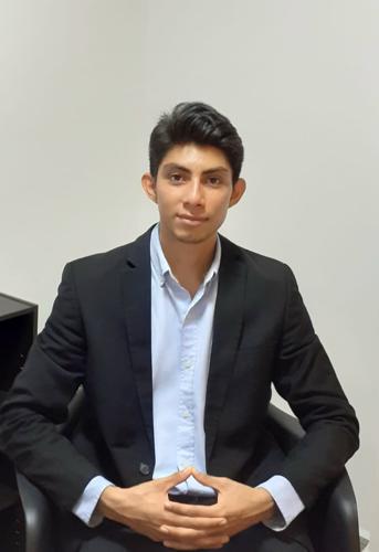 Dr. Jair Soto Flores