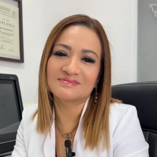 Dr. Zenia Álvarez Martínez