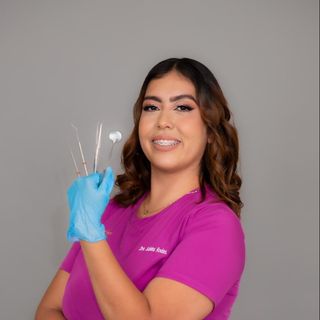 Dr. Sabina Rodas