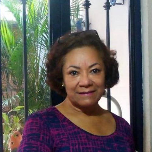 Dr. Rosalinda Sierra Salas