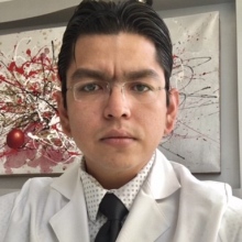 Dr. Edmundo Enzaldo Ruiz