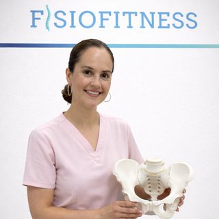 Dr. Adriana Robles Ramírez