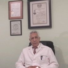 Dr. Roberto Martinez Carreon
