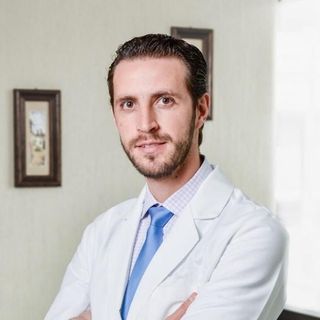 Dr. Enrique Pliego Esquivel