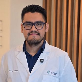 Dr. Mauricio Mejía Fernández