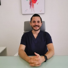 Dr. Carlos Andrés Castillo Mezquita