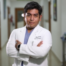 Dr. Miguel Castro Cervantes