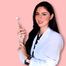 Dr. Ani Carranza Gallardo